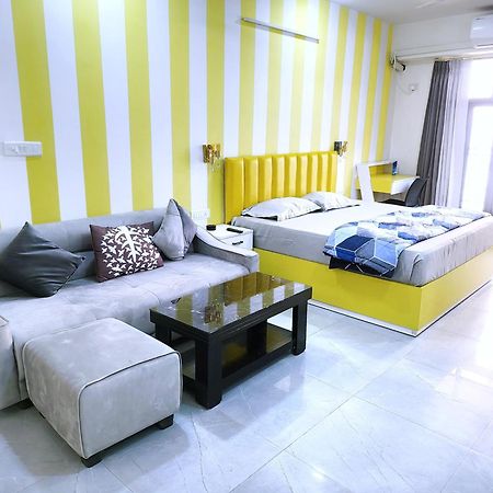 Studios By La Sentido Ghaziabad Exterior photo